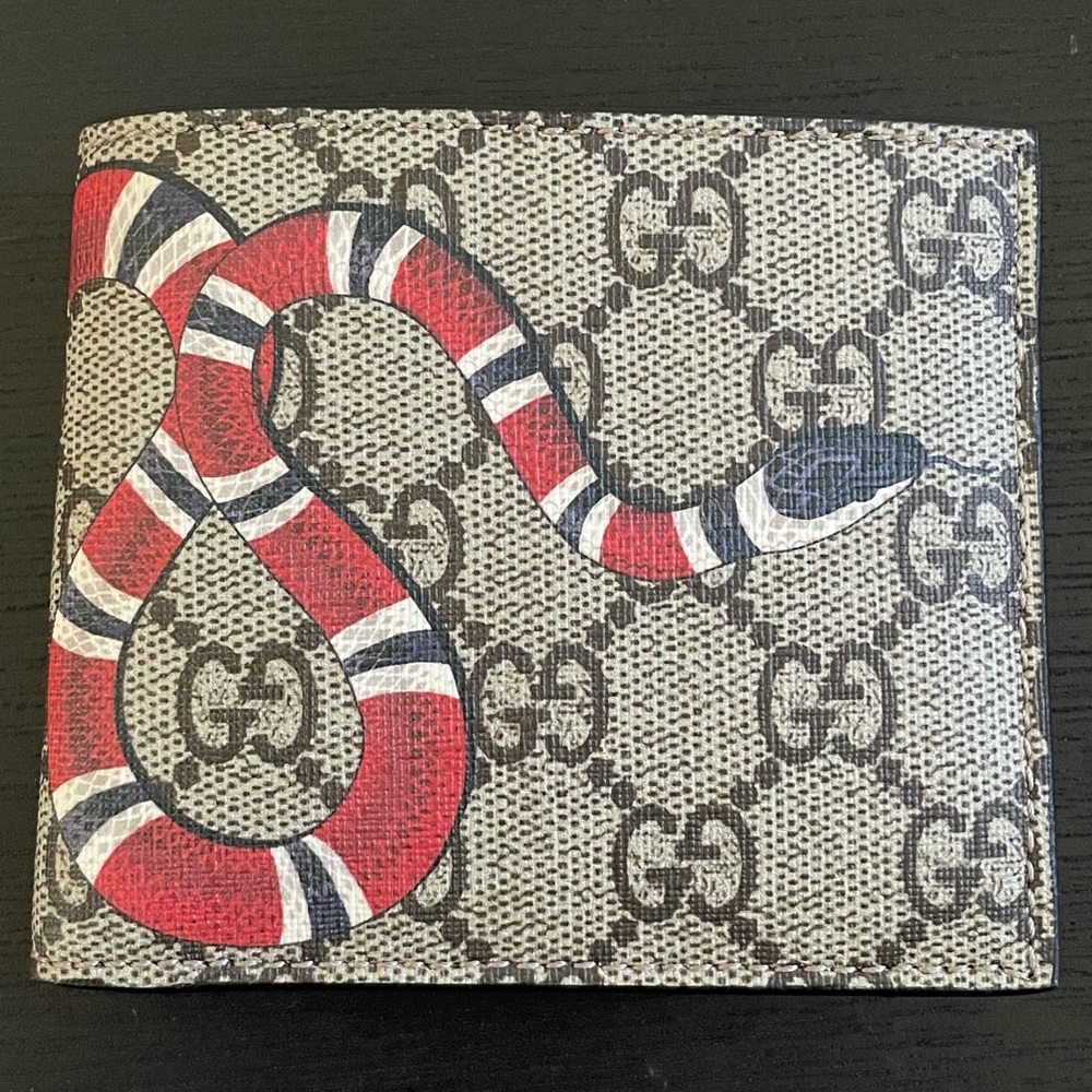 GUCCI Kingsnake print GG Supreme Wallet